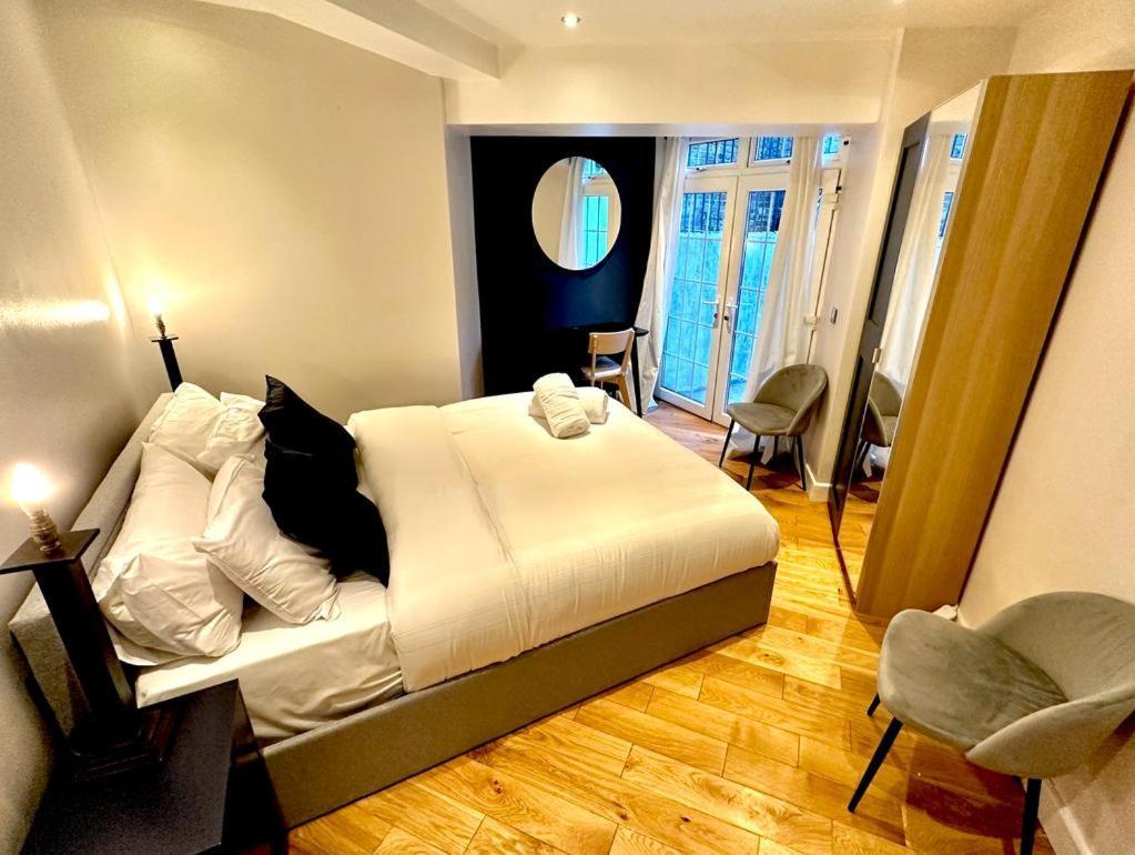 Ferienwohnung 30 Secs To Euston Station London Exterior foto